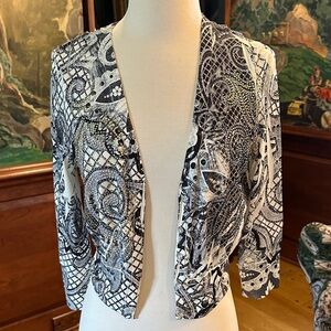 Ariella Black and White Patterned Shrug